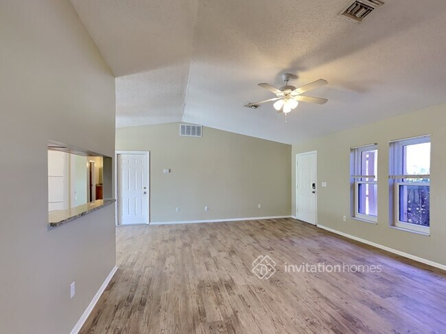 Building Photo - 26 Mariner Ln