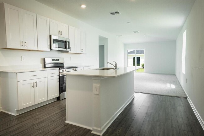 Foto del edificio - 3229 NE 38th St