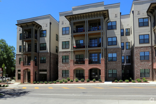 Building - The Balcony MSU | Student Housing