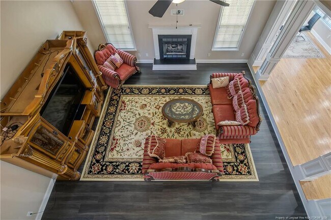 Foto del edificio - 5205 Pride Ln