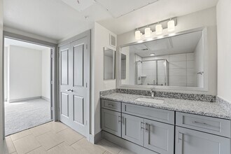Building Photo - 6955 Turtlewood Dr