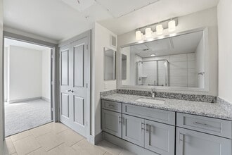 Building Photo - 6955 Turtlewood Dr