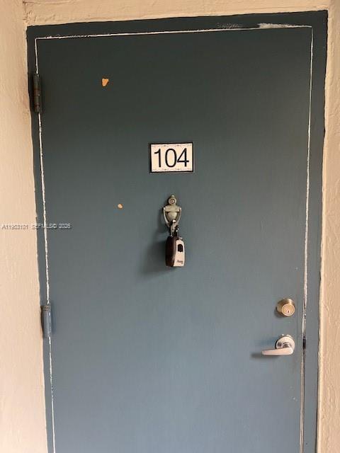 Foto del edificio - 8365 SW 152nd Ave