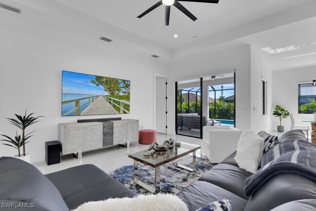 Foto del edificio - 4615 SW 18th Ave