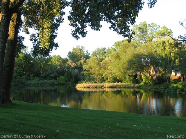 Foto del edificio - 4588 Laurel Club Cir