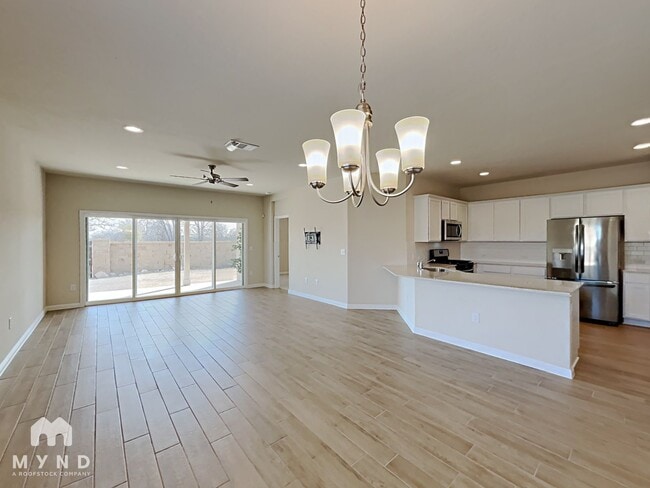 Building Photo - 2444 Lobo Landing Cove