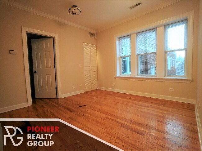 Foto del edificio - 3254 N Clifton Ave