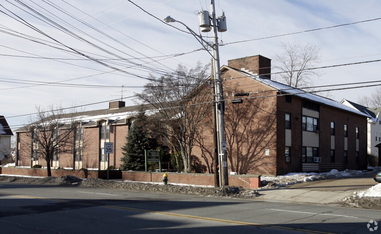 Building Photo - 1303 Elmwood Ave