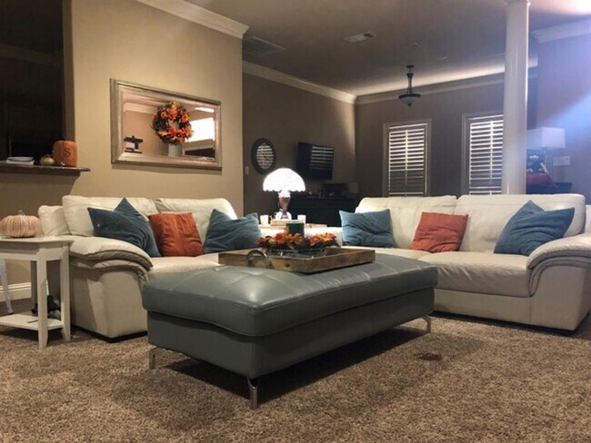 Foto del edificio - 1107 Brook Arbor Dr