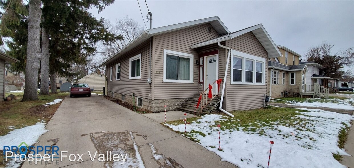 Primary Photo - 2 br, 1 bath House - 733 W. Wisconsin Avenue