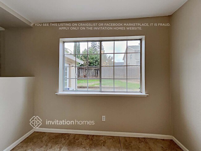 Foto del edificio - 8355 Lonely Hill Way