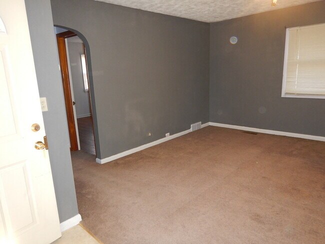 Building Photo - 219 McDonald Ave