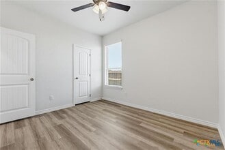 Building Photo - 504 Adley Ave