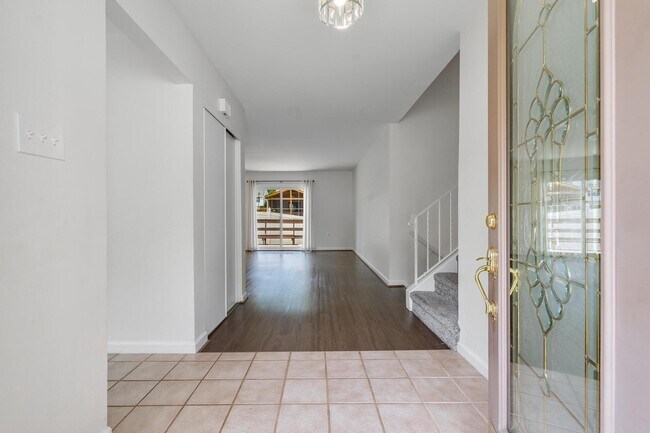 Building Photo - 8722 Litwalton Ct