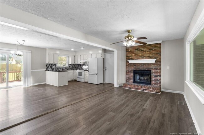 Building Photo - 7205 Clear Spring Dr