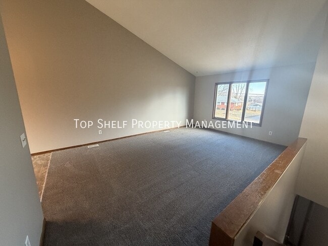 Foto del edificio - 2616 Beverly Dr