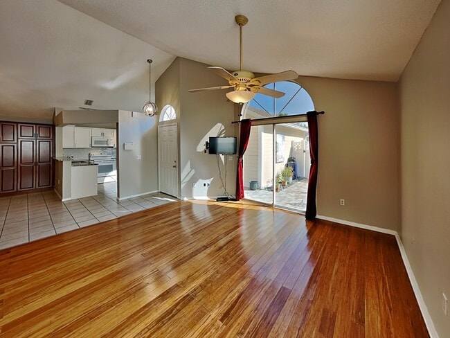 Building Photo - 2657 Attleboro Pl