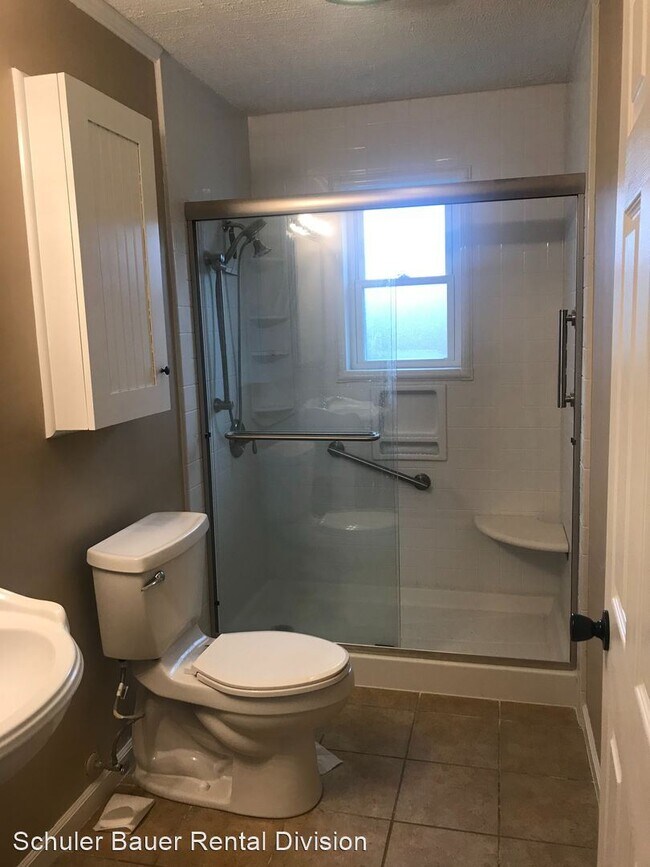 Foto del edificio - 3 br, 1 bath House - 337 Bohart Ln.