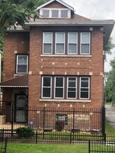 Building Photo - 6314 S Honore St