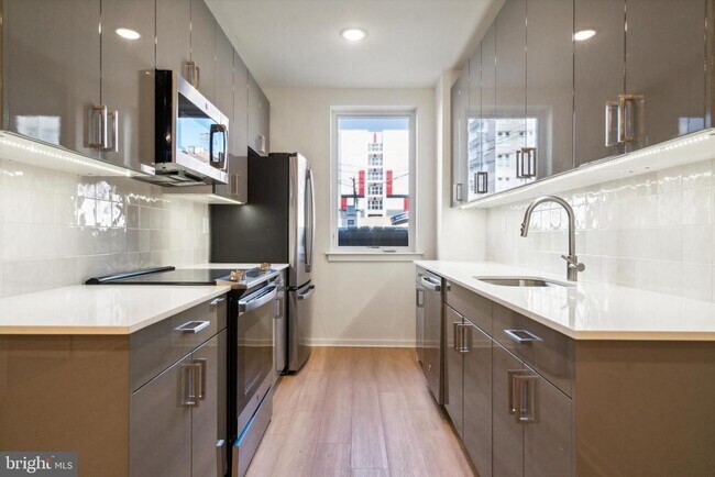 Foto del edificio - 225 N 12th St