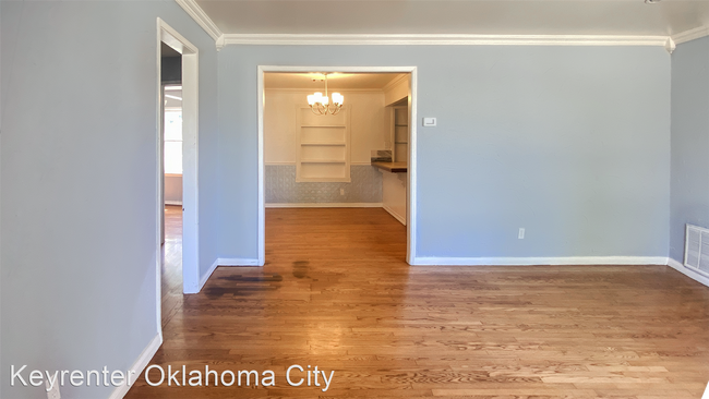Foto del edificio - 3 br, 2 bath House - 1622 W Britton Rd