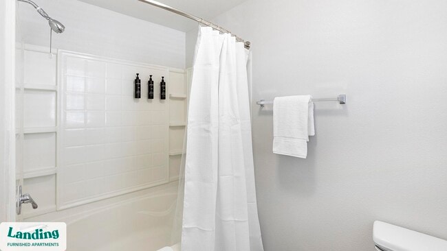 Building Photo - 9242 W Russell Rd