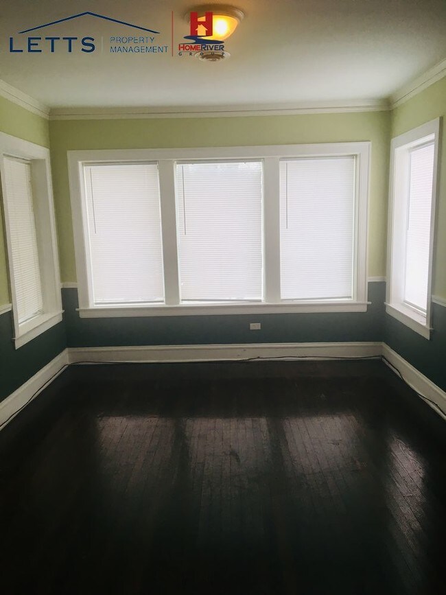 Foto del edificio - NEWLY RENOVATED 3 BDRM 1 BATH