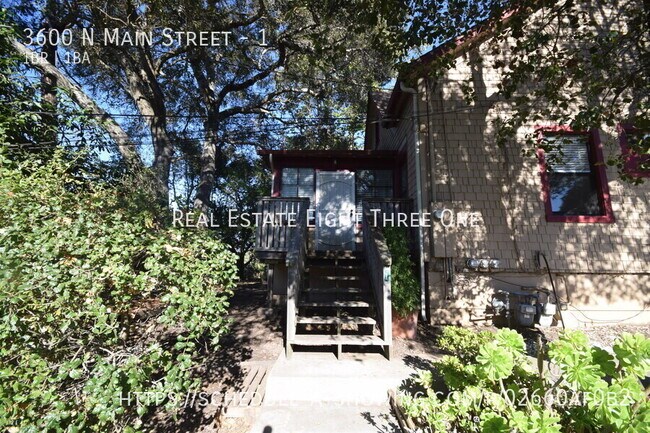 Foto del edificio - 3600 N Main St