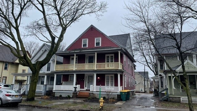 Primary Photo - 193 Pearl St