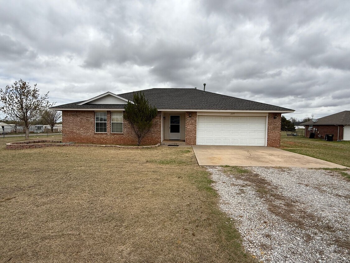 Foto principal - Cozy Retreat on 1 Acre – Perfect for Relax...