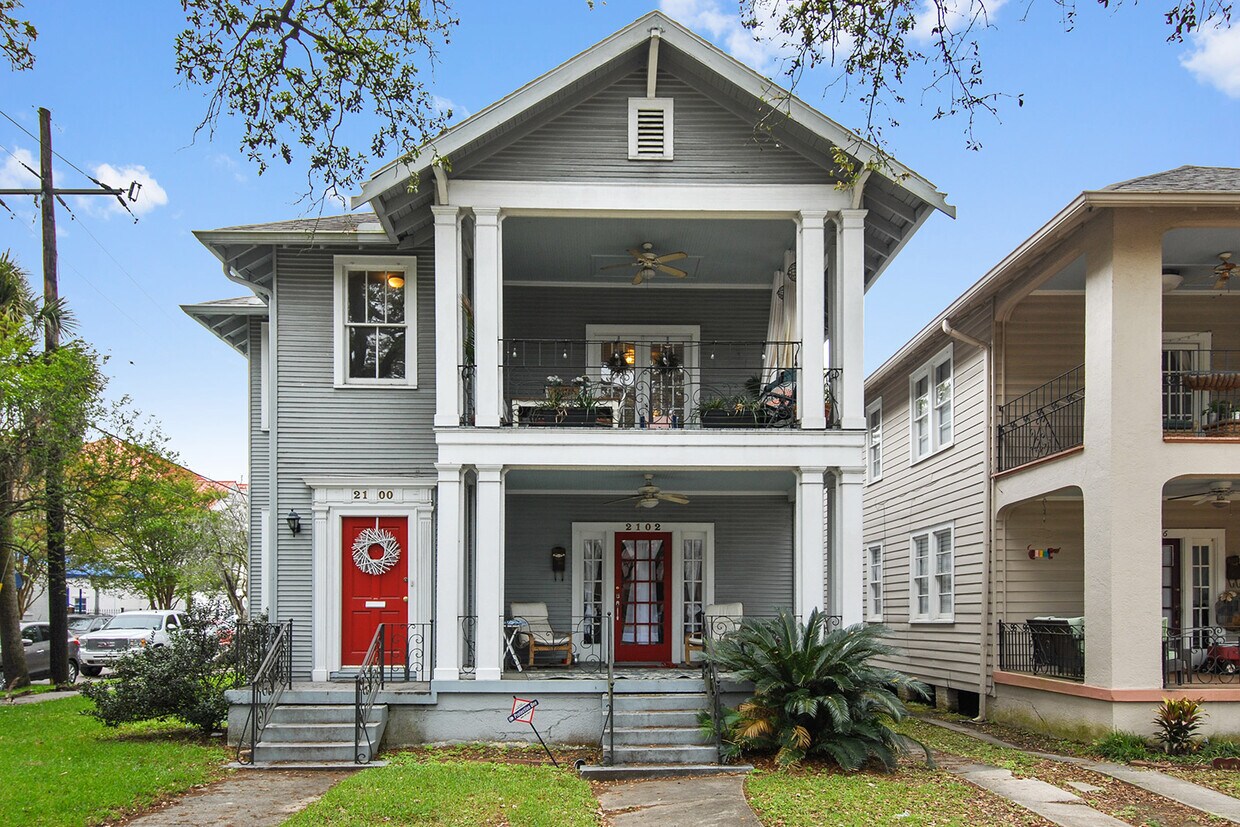 Primary Photo - 2100 S Carrollton Ave