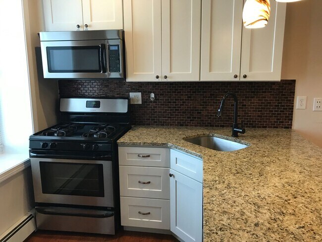 Photo - 349 Sum Apartment