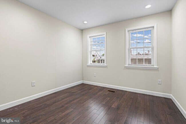 Foto del edificio - 713 N Duncan St