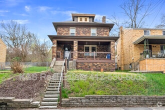 Building Photo - 134 Groveland St