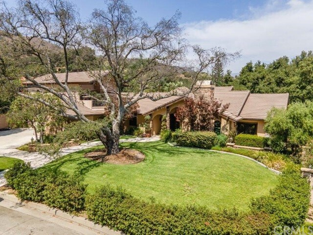 Primary Photo - 964 N Easley Canyon Rd