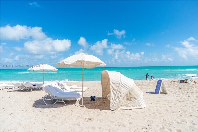 Foto del edificio - 9801 Collins Ave