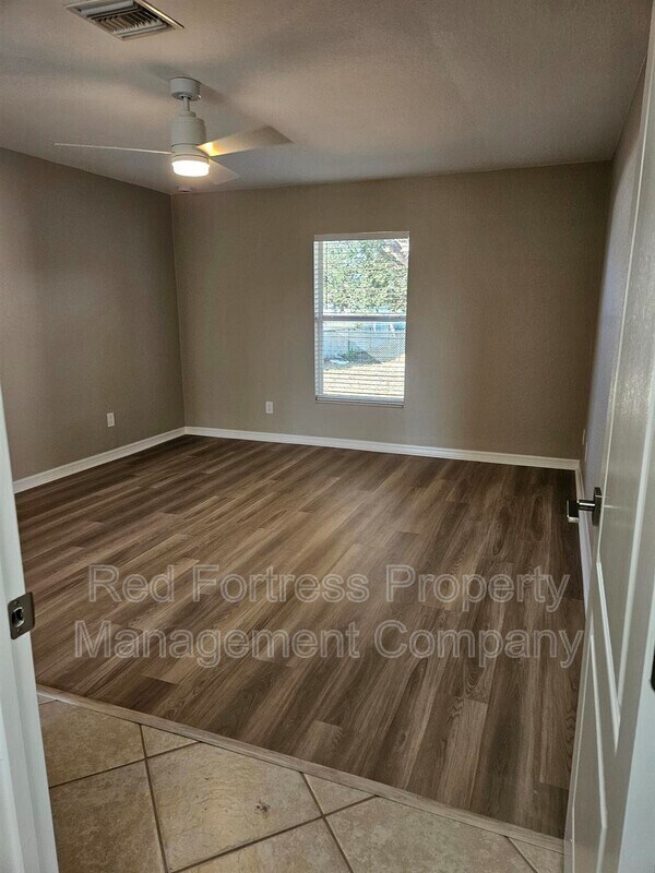 Foto del edificio - 1108 NW 21st Pl