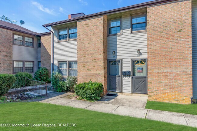 Building Photo - 14 Rebecca Ct