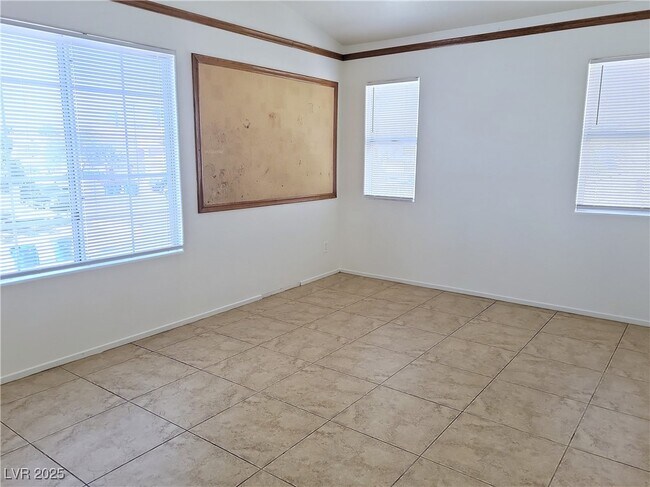 Building Photo - 9162 Green Frost Dr