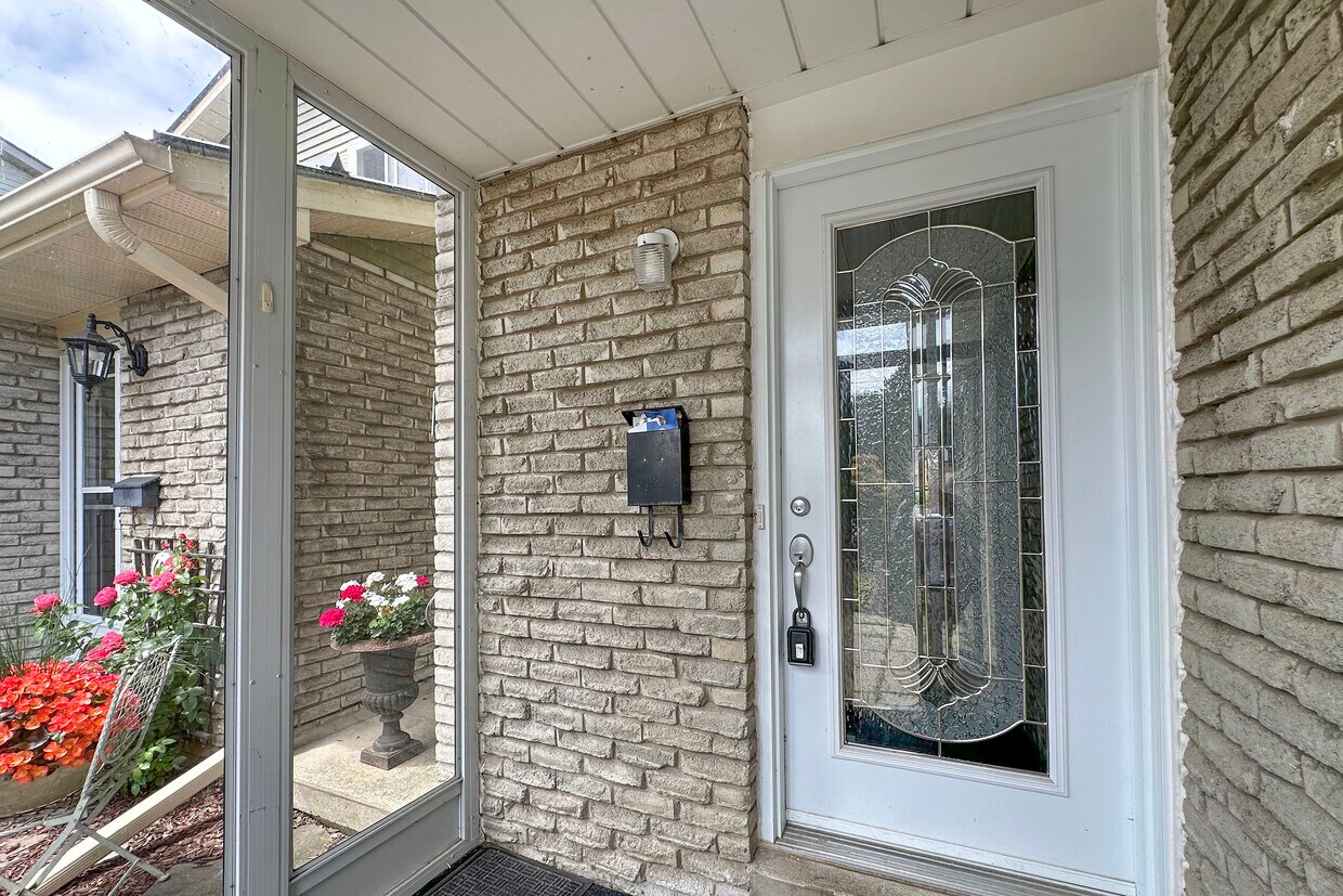 Photo principale - 604 Stone St