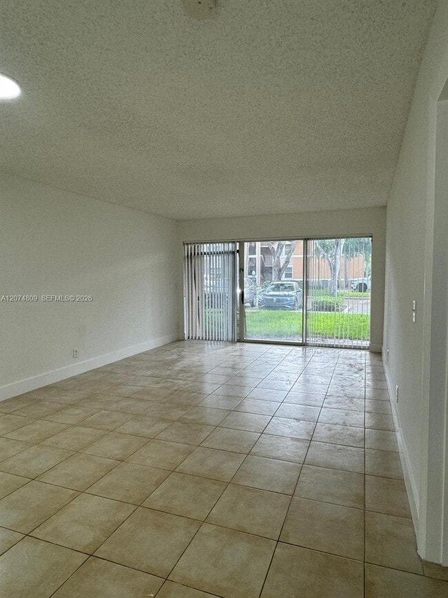 Building Photo - 8801 Wiles Rd