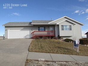 Building Photo - 4220 Derby Ln