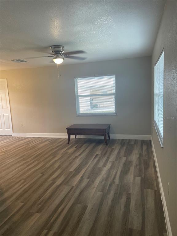 Foto del edificio - 2403 Lisa St