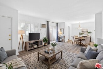 Building Photo - 630 Orlando Ave