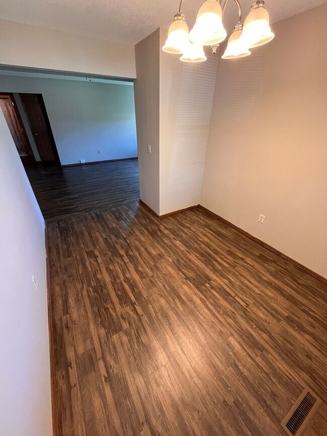 Foto del edificio - d4138mir