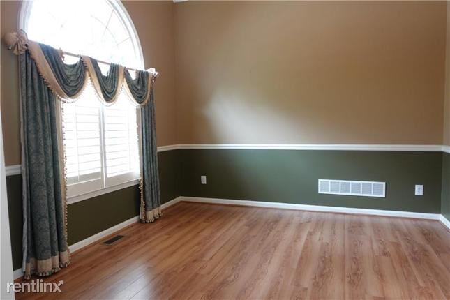 Building Photo - 5 br, 3 bath House - 3455 R Heatherwood Court