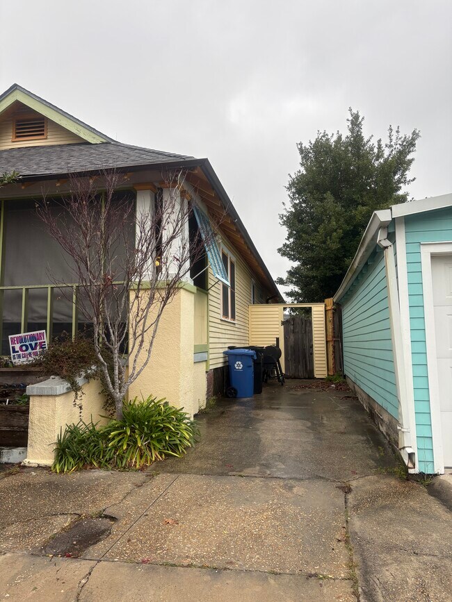 Foto del edificio - 4717 Laurel St