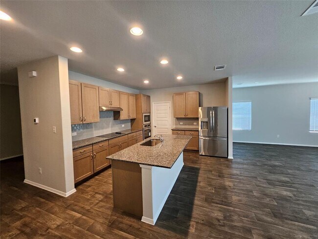 Foto del edificio - 600 Hickory Bend Trl