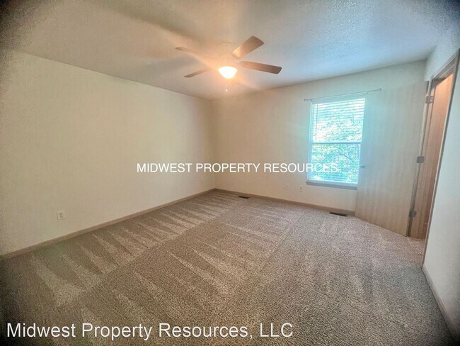 Foto del edificio - 3 br, 2.5 bath House - 1010 Renee Lynde #D
