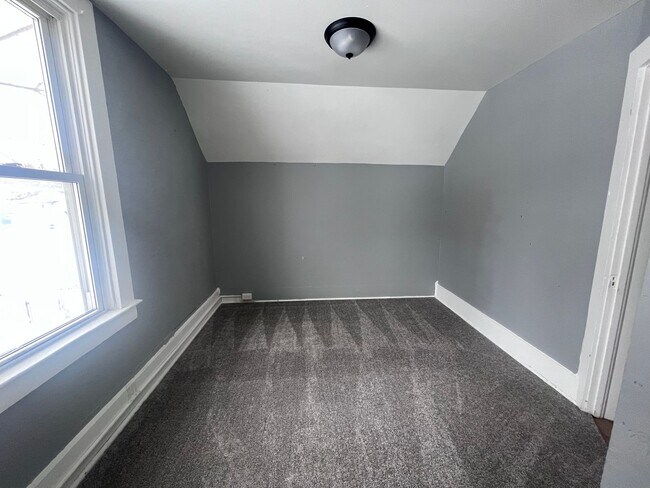 Foto del edificio - 2143 Palace Ave SW